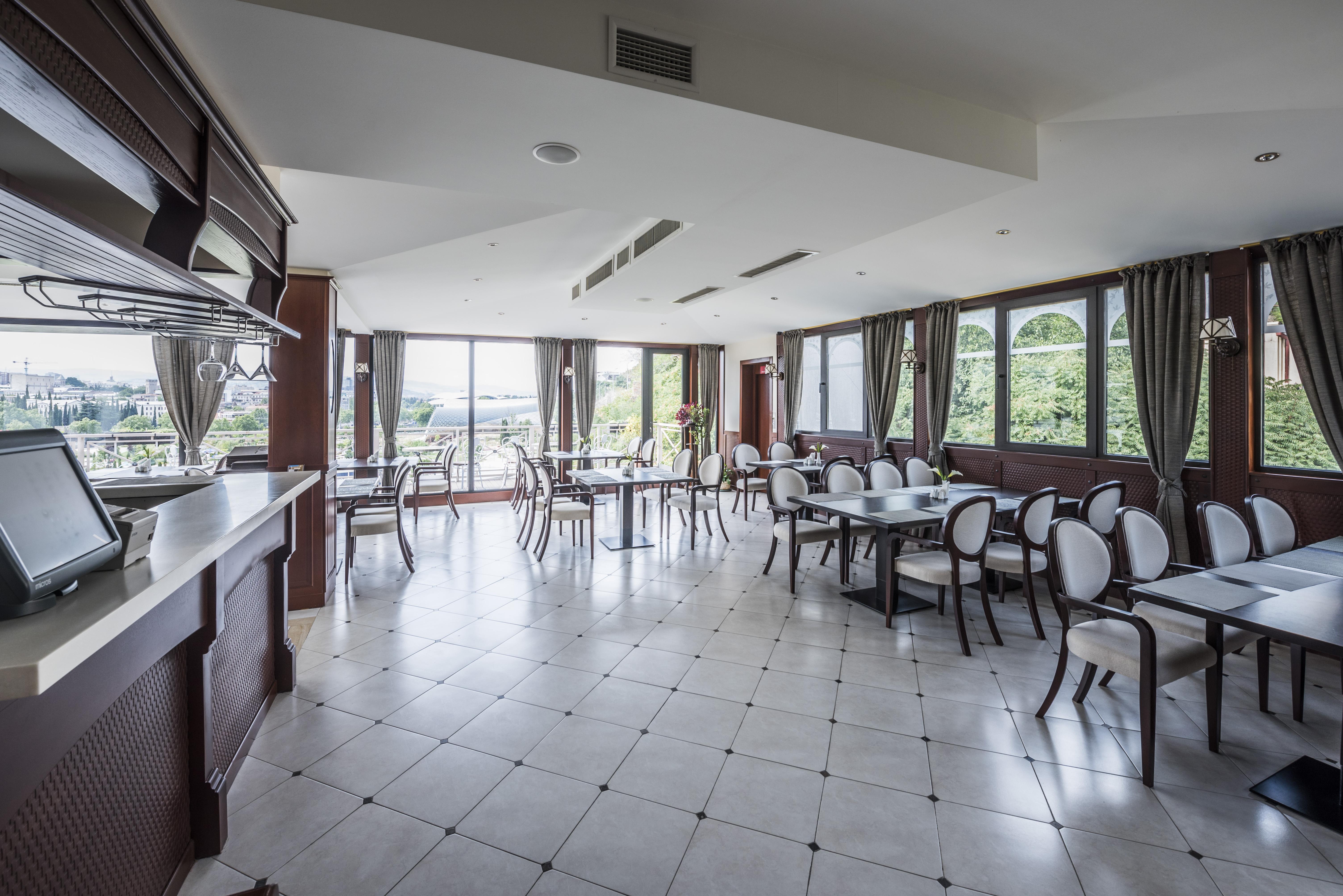 Hotel Rikhe Monika Tbilisi ภายนอก รูปภาพ