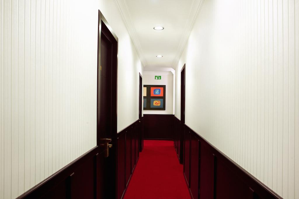 Hotel Rikhe Monika Tbilisi ภายนอก รูปภาพ