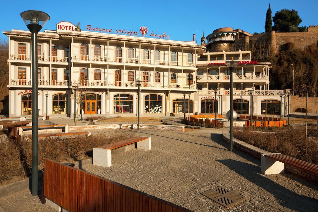 Hotel Rikhe Monika Tbilisi ภายนอก รูปภาพ