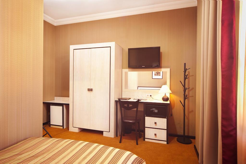 Hotel Rikhe Monika Tbilisi ห้อง รูปภาพ