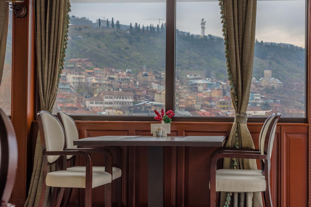 Hotel Rikhe Monika Tbilisi ภายนอก รูปภาพ