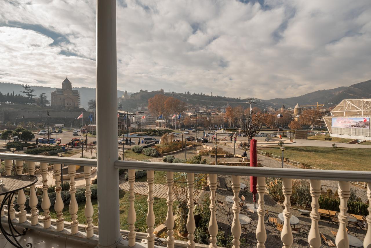 Hotel Rikhe Monika Tbilisi ภายนอก รูปภาพ